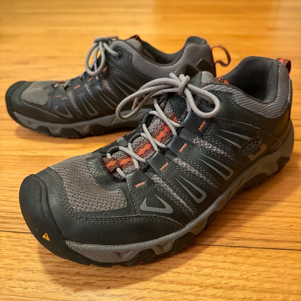Keen Men's Gray and Orange Hiking Sneakers